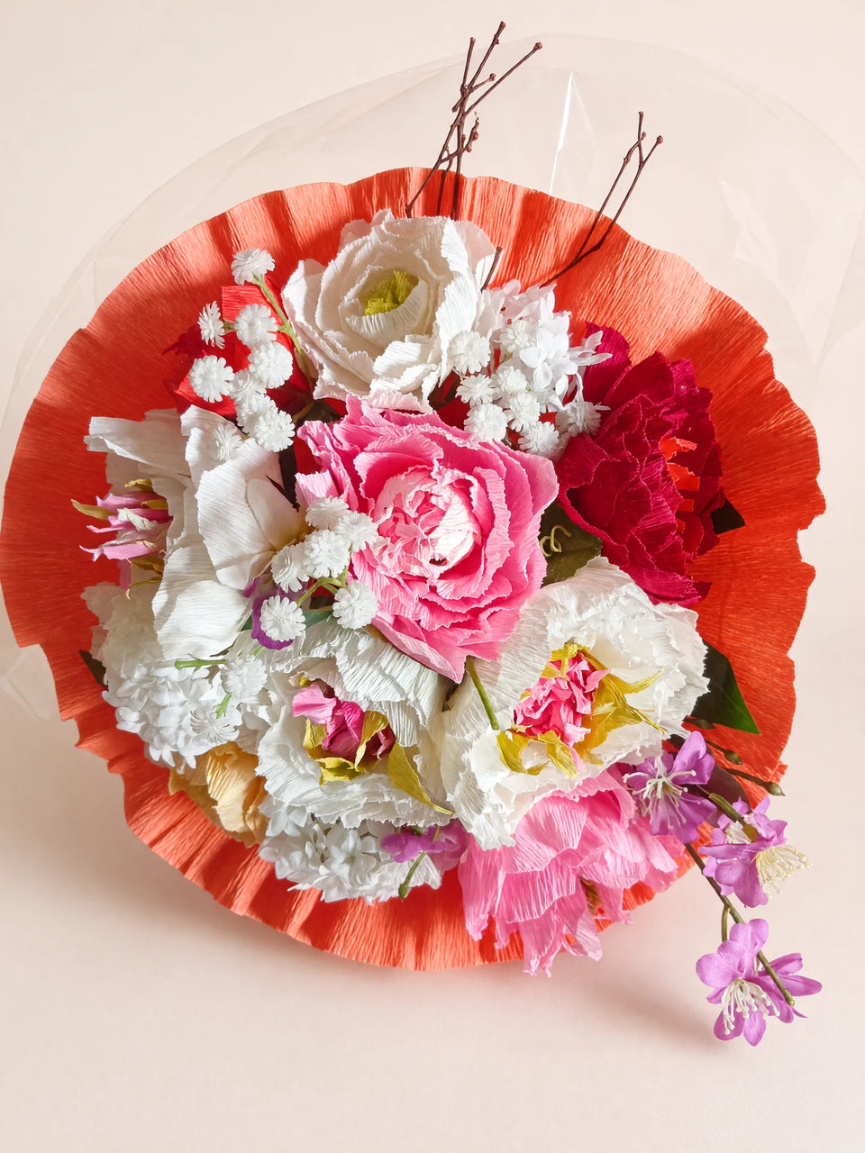 Bouquet di carta cipria e corallo